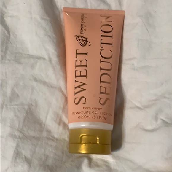 Body care Set - Picture 3 of 5